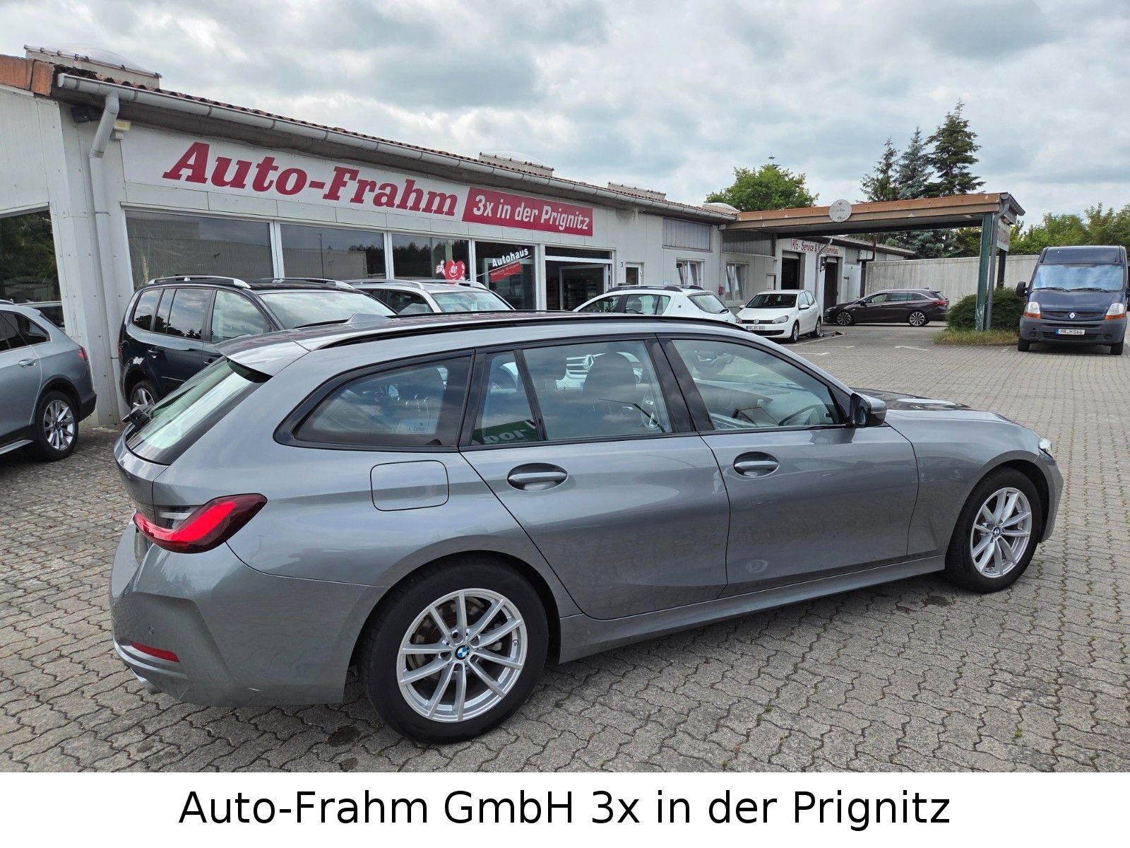 BMW 320 3 Touring 320 d xDrive LED NAVI foto 18