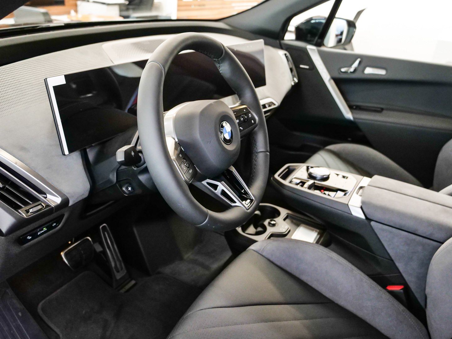 BMW iX - Bild 11