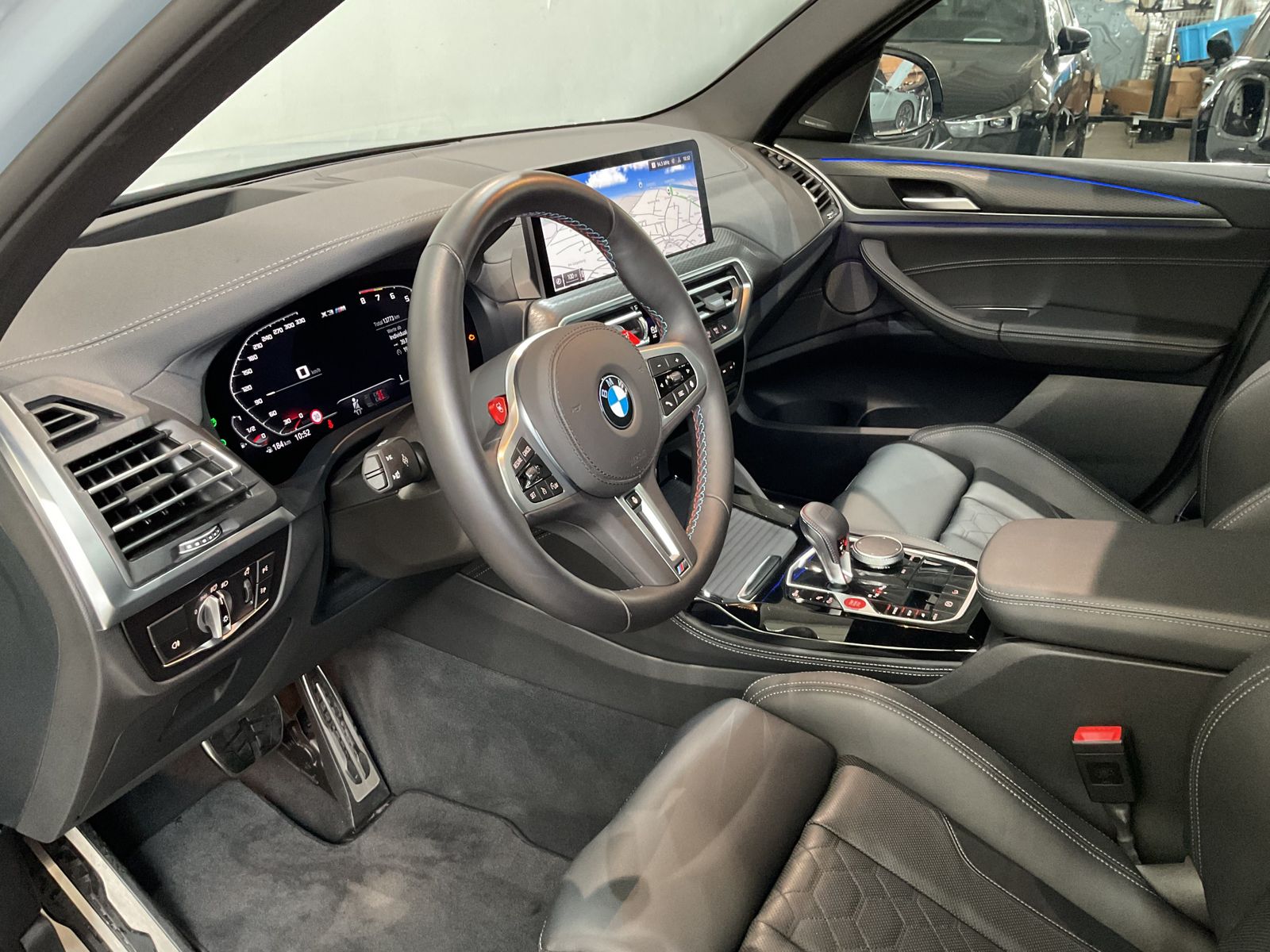 Fahrzeugabbildung BMW X3 M Panorama Glasdach, M Competition Paket