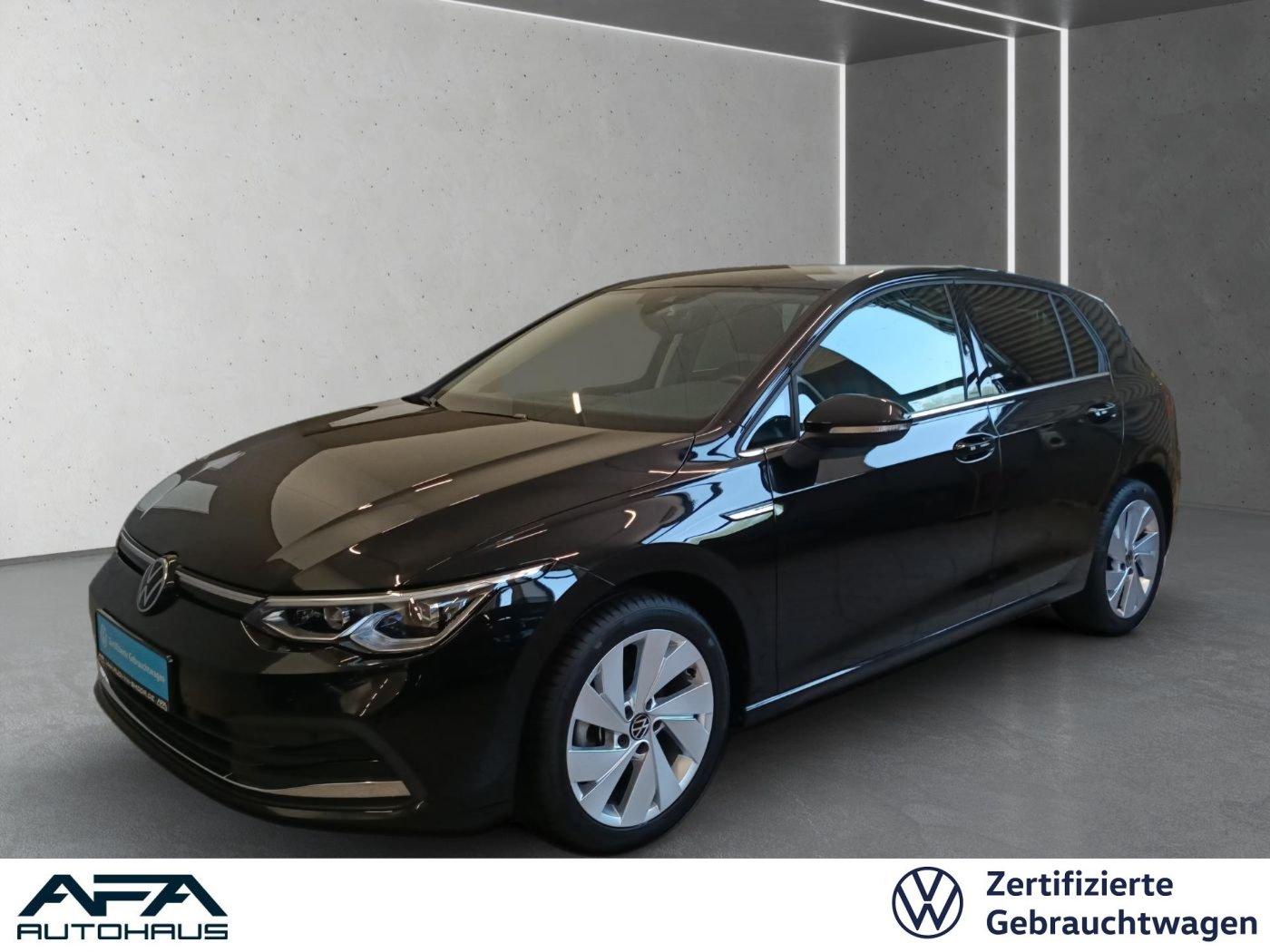 Volkswagen Golf VIII 1.5 eTSI Style DSG LED+*Navi*LM17*SHZ