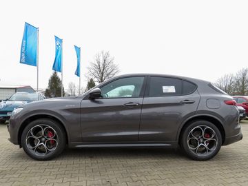 Alfa Romeo Stelvio Veloce Q4 Assistenz + Premium-Paket