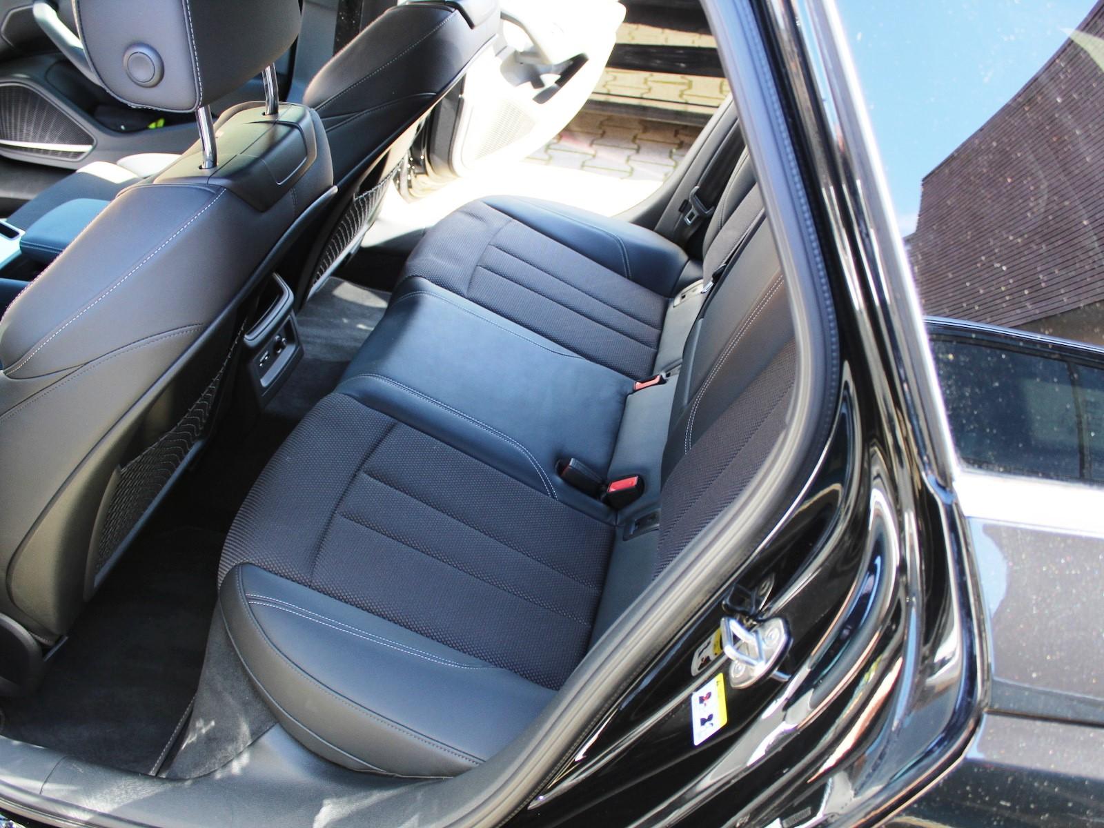 Audi A4 40 TFSI quattro S Line Panorama Kamera B&O WR