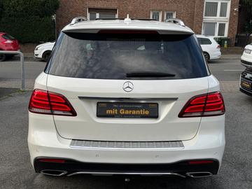 صورة 5 لـ 2015 Mercedes-BENZ GLE