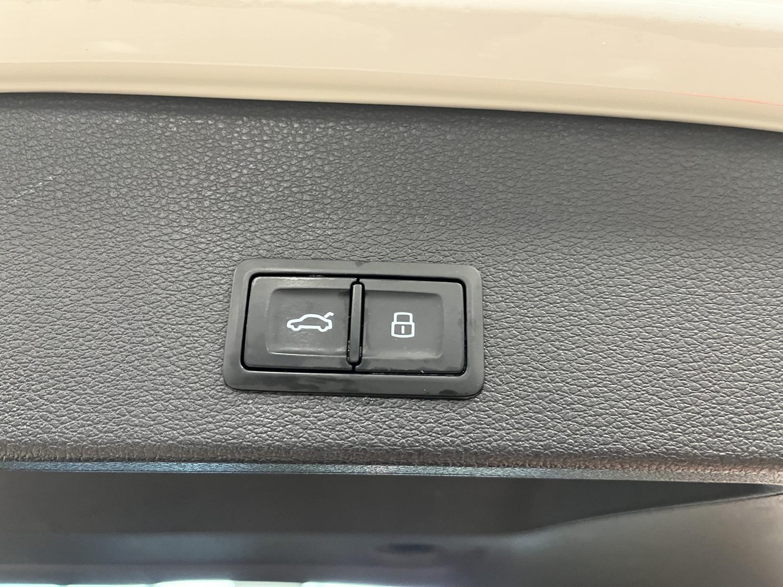 Audi Q2 30 TDI Sport*R-Cam*Pano*SHZ*LED*PDC*Navi*ACC*, миниатюра 5
