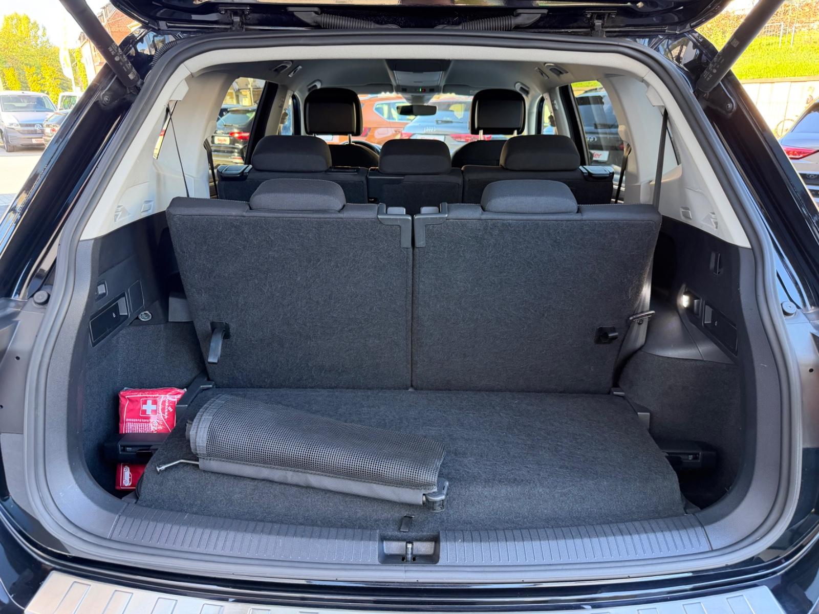 Volkswagen Tiguan Allspace 2.0 TDI Elegance 4Motion 7-Sitze