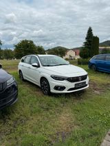Fiat Tipo 1.4 T-Jet MIRROR  - Fiat Tipo: Mirror