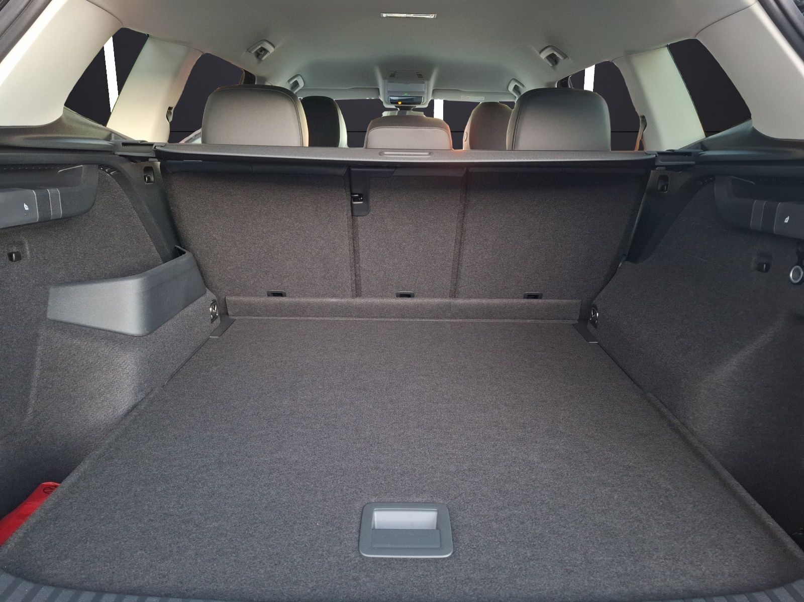 Fahrzeugabbildung Volkswagen Tayron eTSI Life DSG LED AHK NAvi AID ACC RFK SH