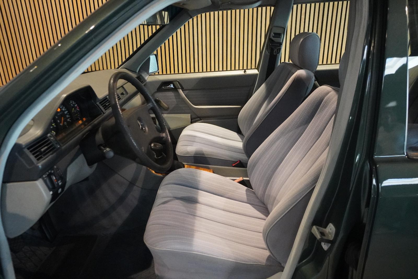 Mercedes-Benz W124 300 TE*7-Sitzer*Top-Zst*1. Hd** 61 TKm**BRD