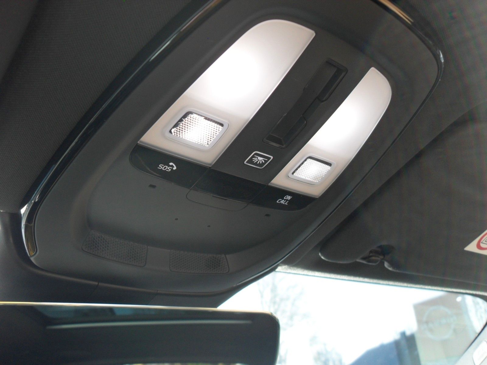 Fahrzeugabbildung Volvo XC 60 T6 Inscription | AWD