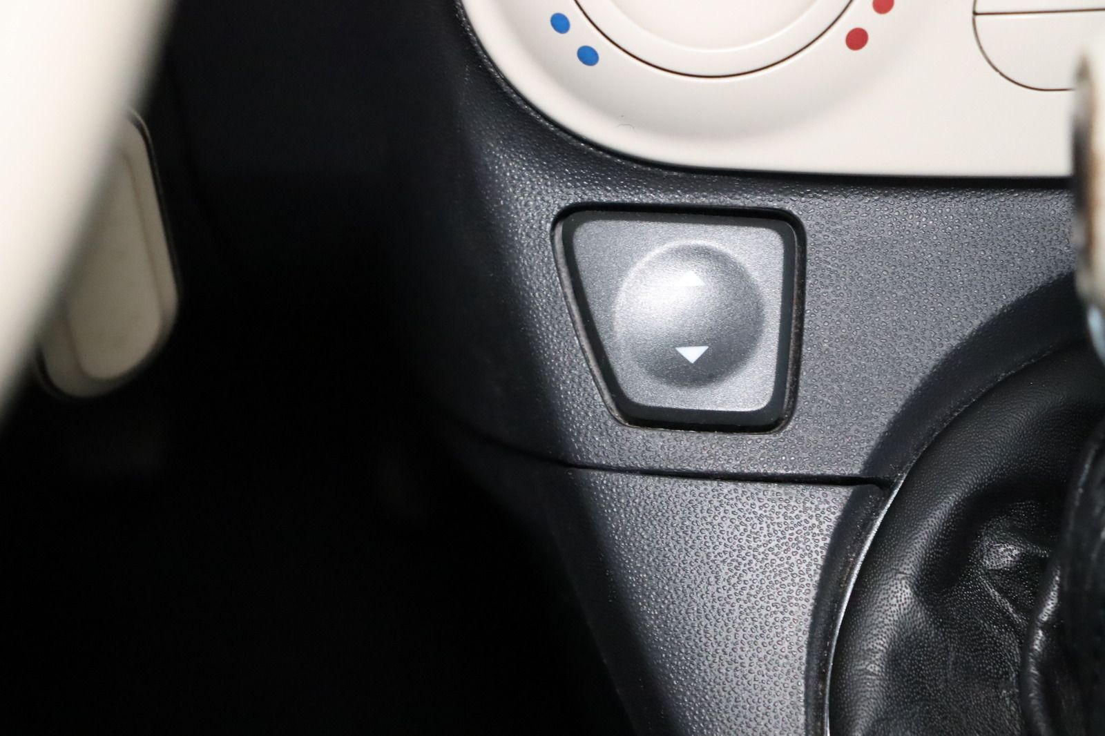 Fahrzeugabbildung Fiat 500 1.2 8V Lounge * Klima * Alu