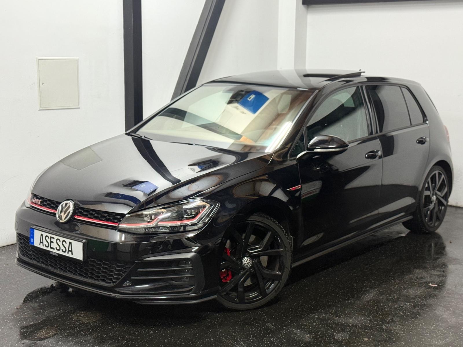Volkswagen Golf GTI Performance*LEDER*PANO*DIGITAL*ACC*STHZ