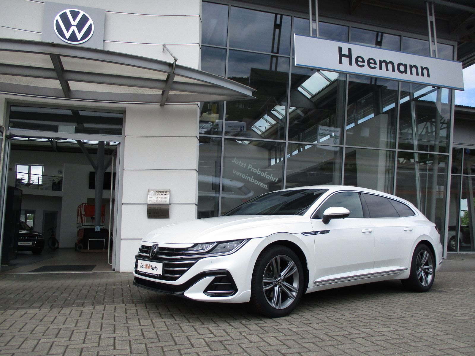 VW Arteon ShootingBrake 200PS TDI R-Line AHK Matrix