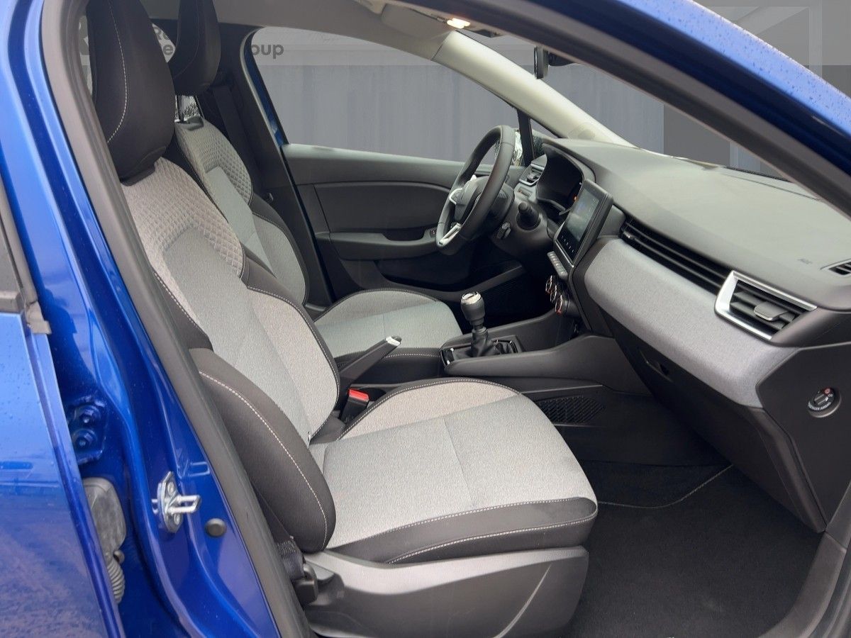 Renault Clio - Bild 8