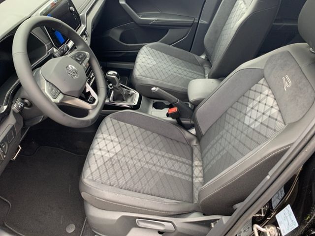 Fahrzeugabbildung Volkswagen T-Cross 1.5 TSI DSG R-LINE BLACK STYLE AHK NAVI