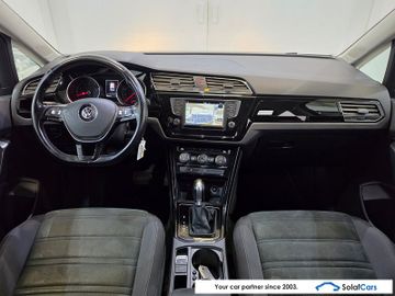 Volkswagen Touran - 8