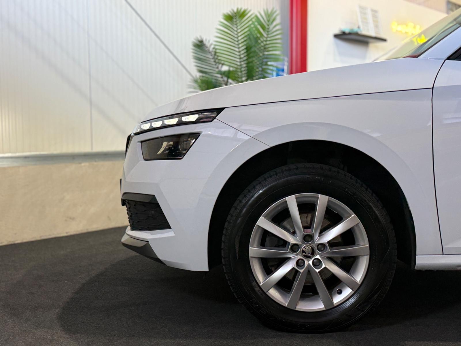 Skoda Kamiq Ambition*KAMERA*AHK*TEMP*ALLWETTER*CARPLAY