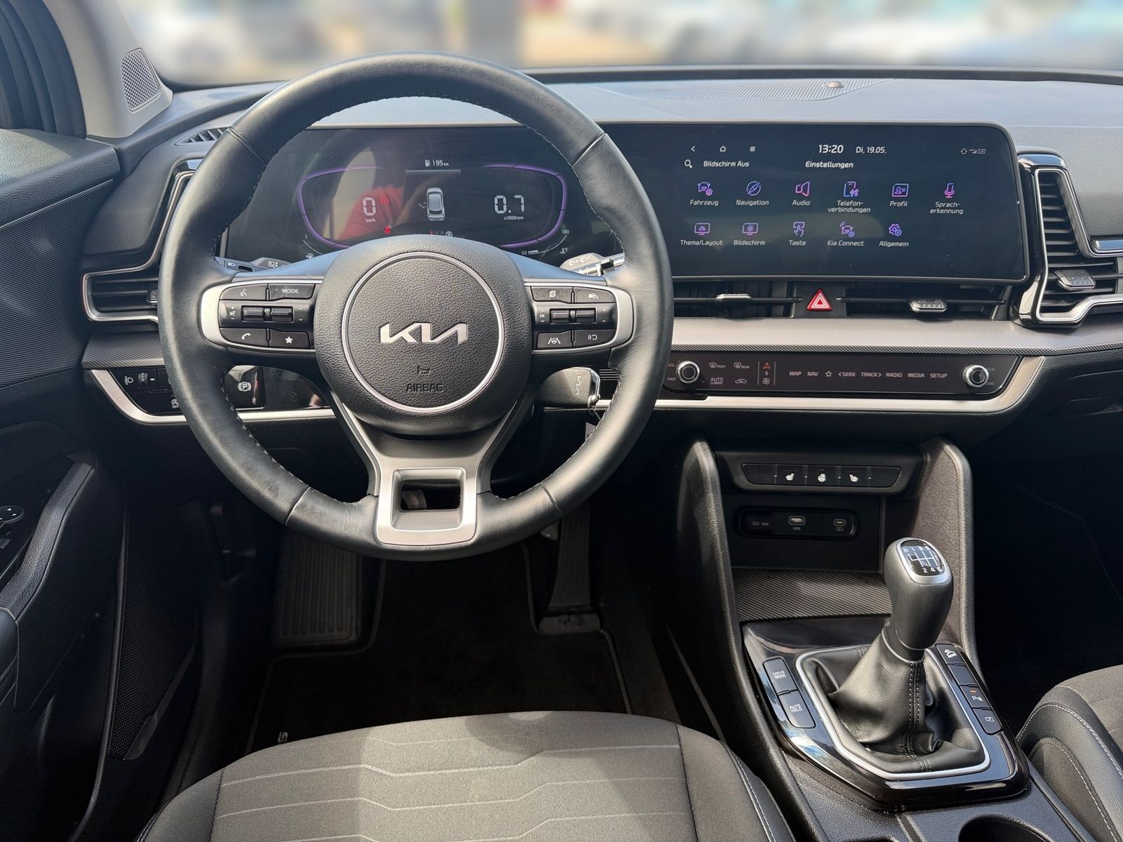 Fahrzeugabbildung Kia SPORTAGE 1.6T 2WD VISION KOM