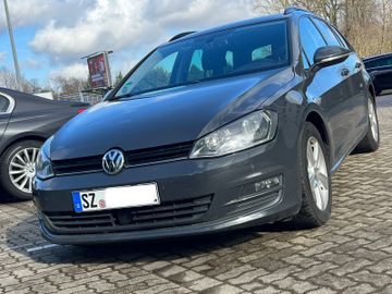 Volkswagen Golf - 6