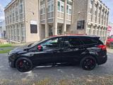 Ford Focus Turnier. ST  Sport - Ford: Unfallwagen