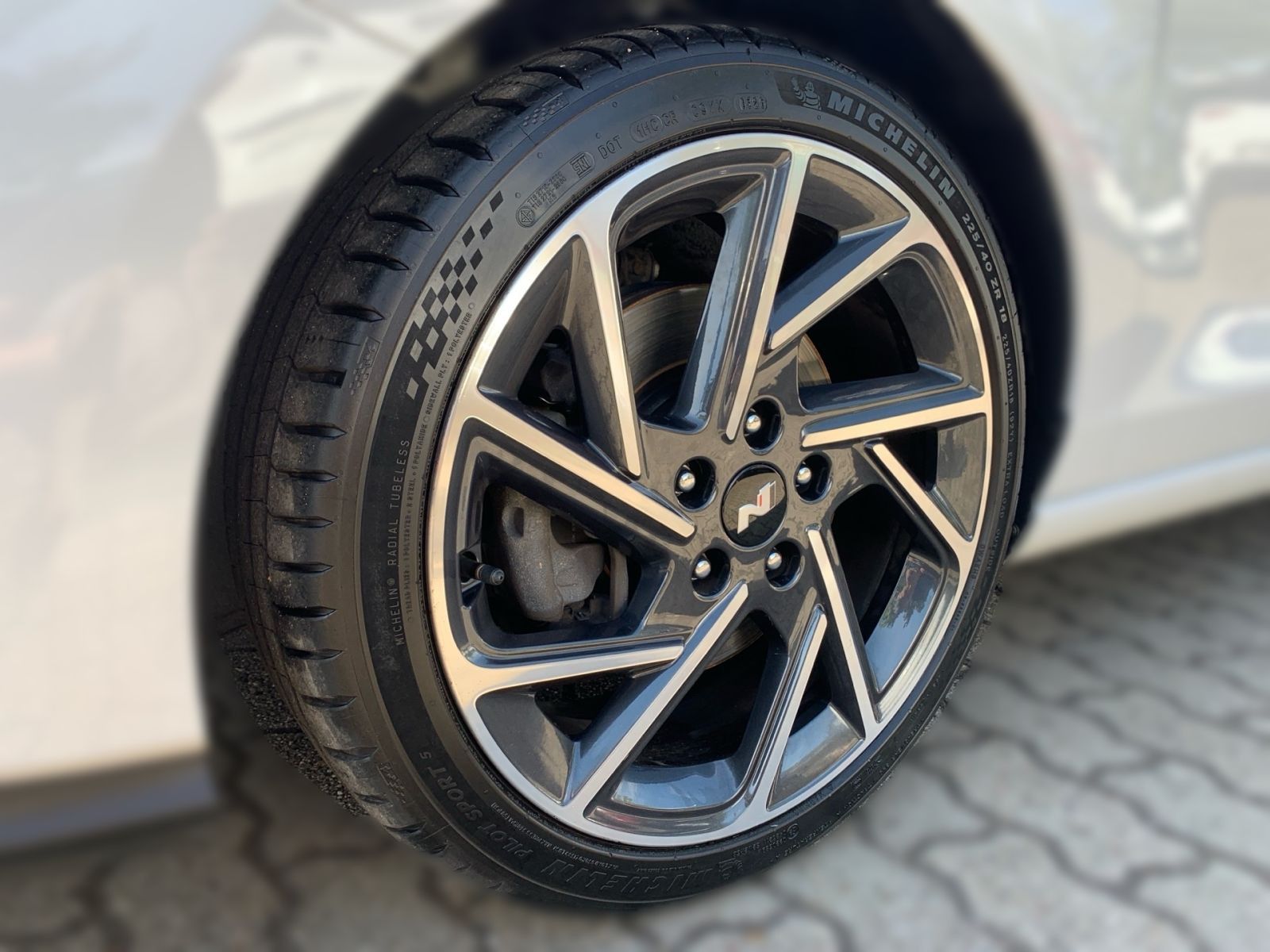 Fahrzeugabbildung Hyundai i30 Kombi 1.5 T-GDI 7-DCT N-Line Mild-Hybrid Pan