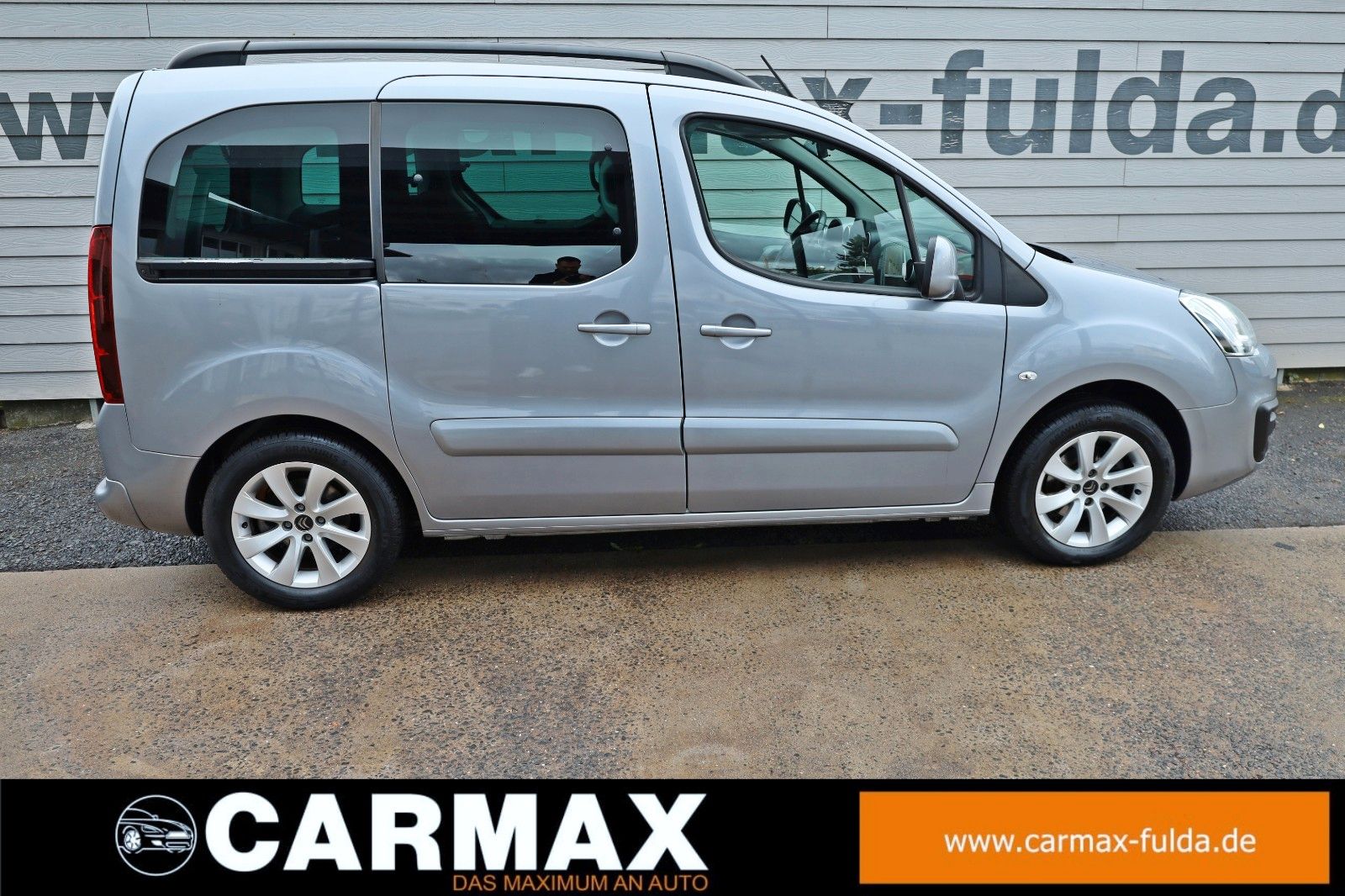 Fahrzeugabbildung Citroën Berlingo Kombi Shine Navi,SH,PDC,Kamera,SR+WR