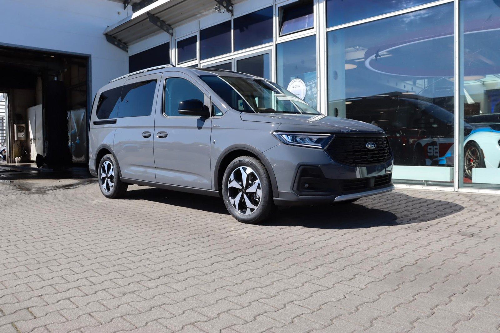 Ford Grand Tourneo Connect Active L2 4x4 3,99 FIN*mgl