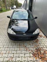 Opel Corsa c Sport  wenig km!!!      tüv neu - Opel Corsa aus 2002: Sport