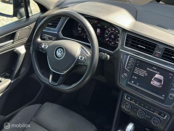 Volkswagen Tiguan - 11