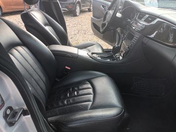 Mercedes CLS 500 - 11