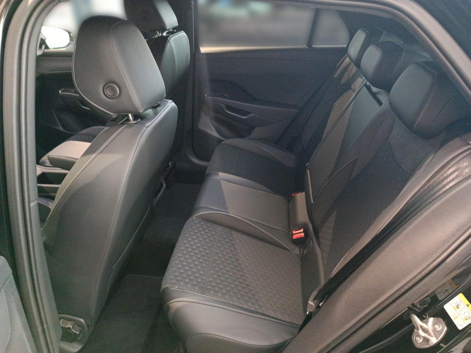 Volkswagen T-Roc 1.5 eTSI 110 kW R-Line, миниатюра 13