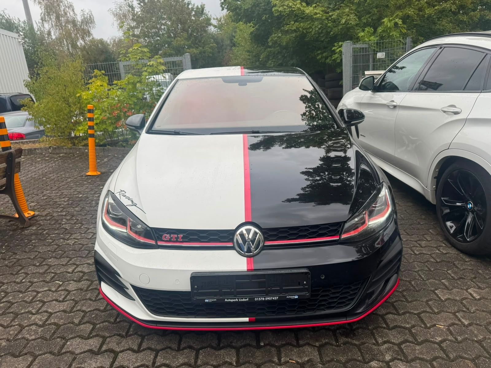 Fahrzeugabbildung Volkswagen Golf VII Lim. GTI BMT/Start-Stopp