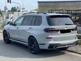 BMW X7 xDrive 40 d M Sport/CARBON-PAKET - gebrauchte BMW X7 aus dem Jahr 2023