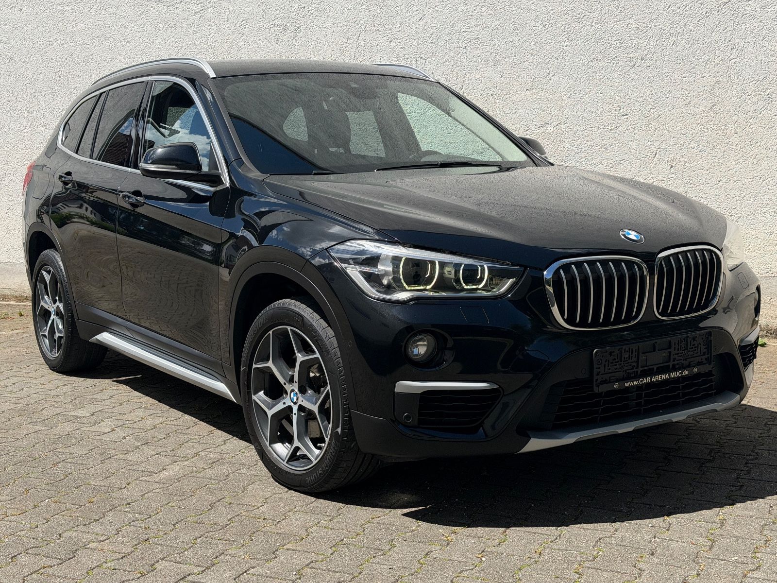BMW X1 sDrive 18 d xLine Luxury Automatik ! 1-HAND !