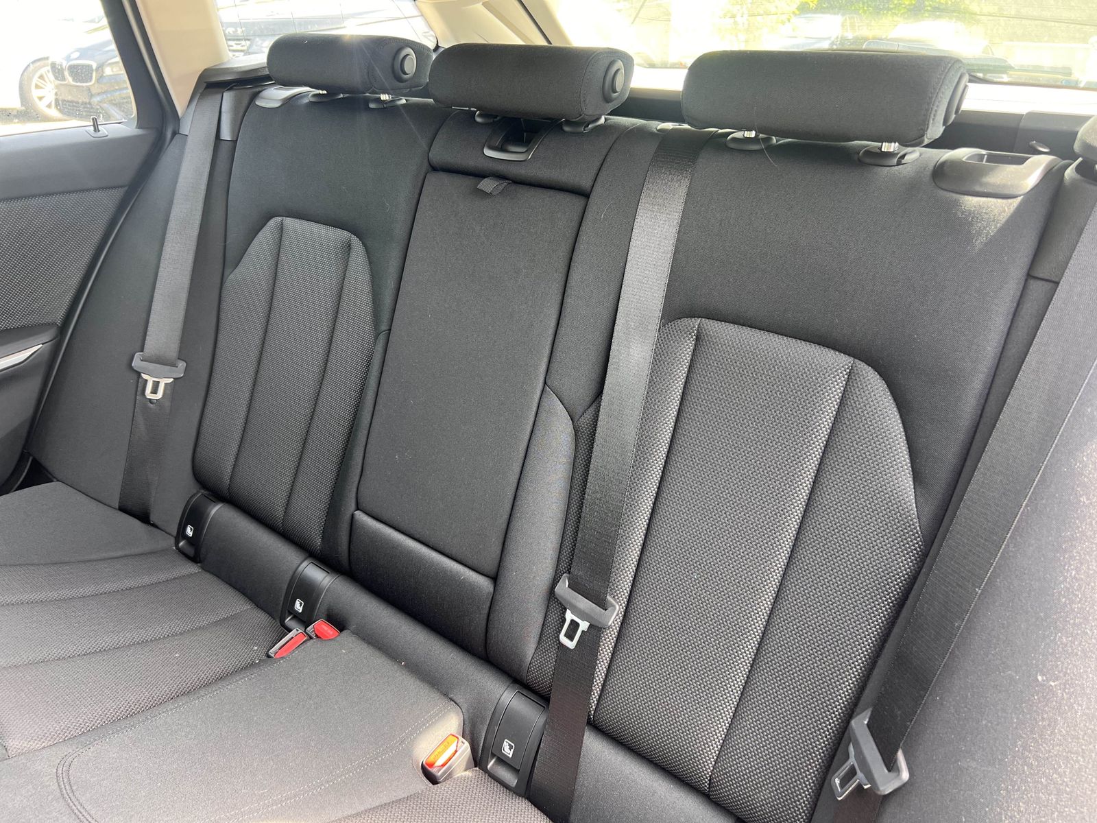 BMW 320e Touring DAB LED Tempomat Parkassistent Shz foto 16