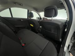 MERCEDES-BENZ C 180 K RENTNER/ NUR 71.tKM / GARANTIE / MERCEDES-BENZ C 180 K RENTNER/ NUR 71.tKM / GARANTIE /