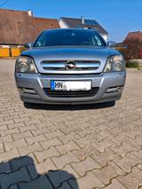 Opel Signum 2.2 L direkt - Opel Signum mit Benzin-Antrieb: Kombi, 2.2