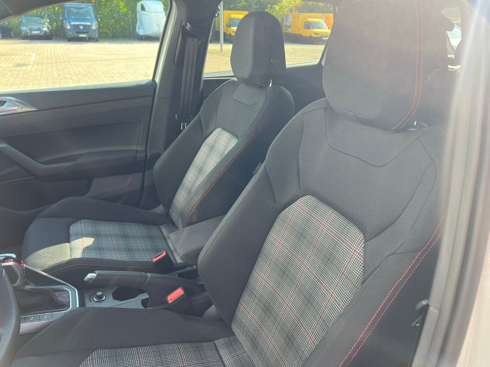 Fahrzeugabbildung Volkswagen Polo GTI 2.0 TSI DSG Matrix ACC