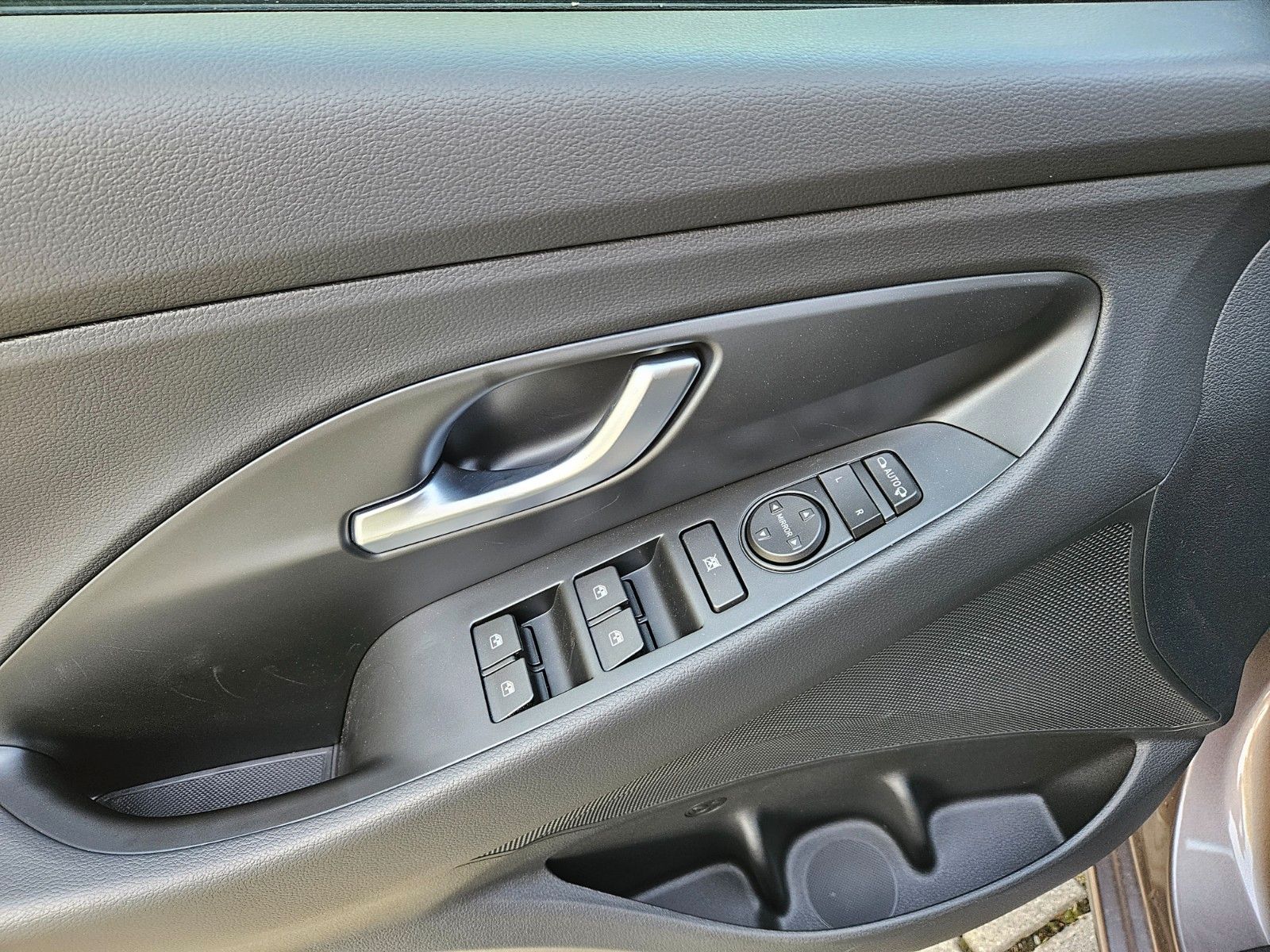 Fahrzeugabbildung Hyundai i30 1.0 T-GDI 7-DCT Edition 30+ LED NAVI CAM