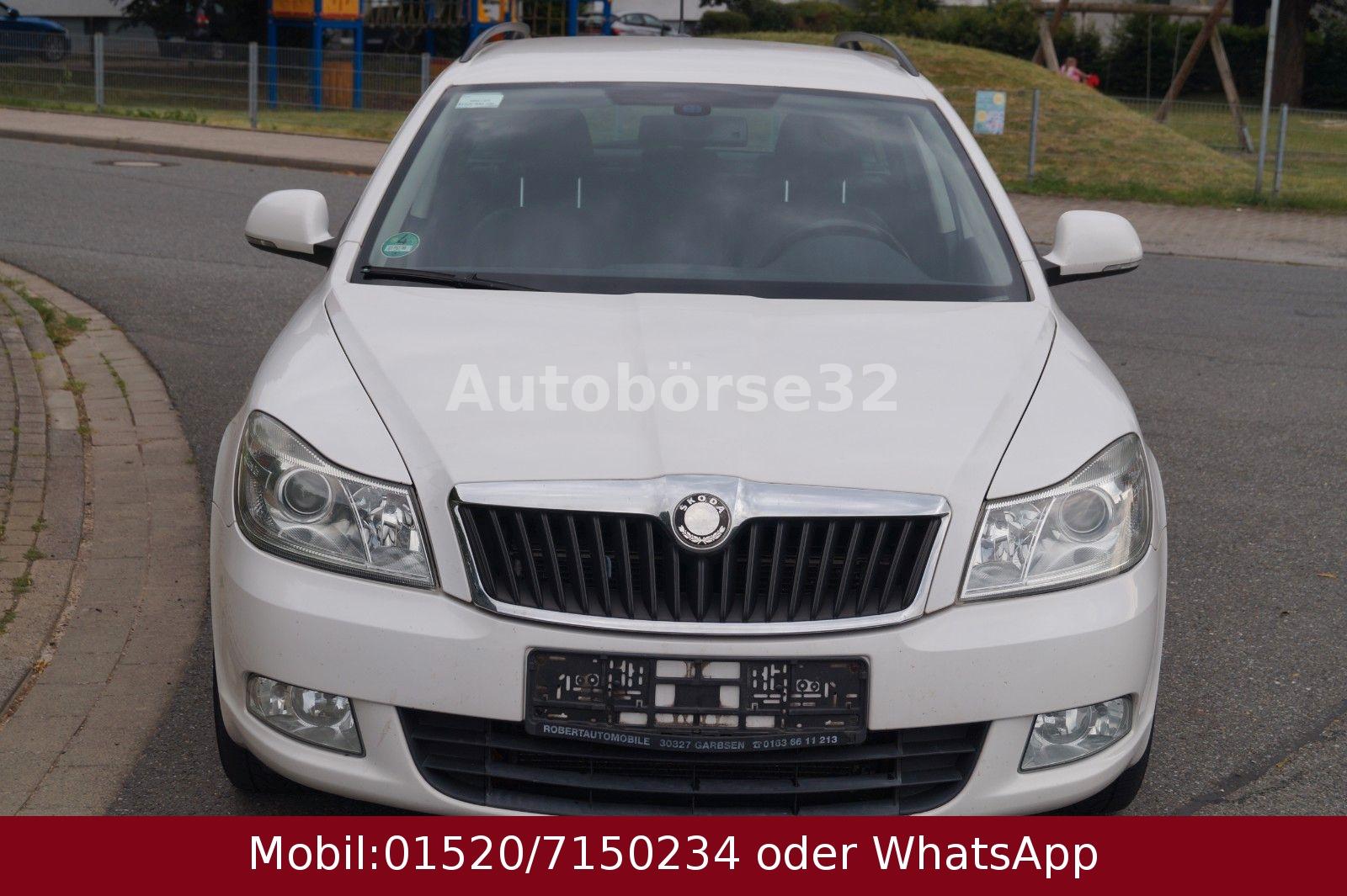 Skoda Octavia Combi 2.0 TDi Elegance/Navi+AHK+PDC