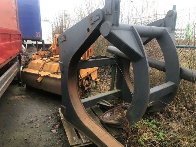 Andere  Volvo L 120 /150 /Renholmen / 3020 1,9 / Holz