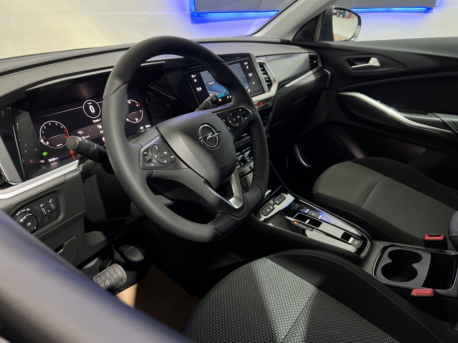 Fahrzeugabbildung Opel Grandland Enjoy *Automatik *NAVI *ASSISTENZ *