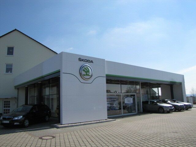 Fahrzeugabbildung SKODA Scala Tour 1.0 TSI 81 KW 6-Gang