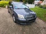 Toyota Zum Verkauf toyota avensis - Toyota Avensis aus 2005 mit Diesel-Antrieb