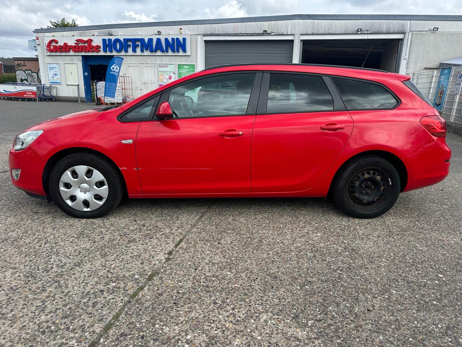 Opel Astra 2011 — photo 5