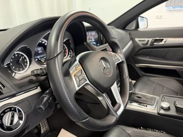 Mercedes E 500 - 12