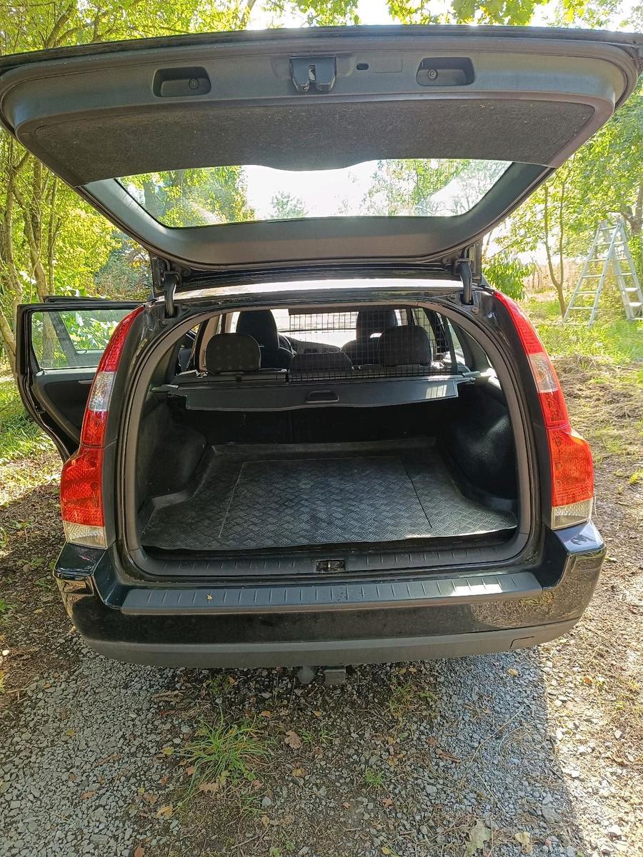Volvo V70 2005 — photo 11