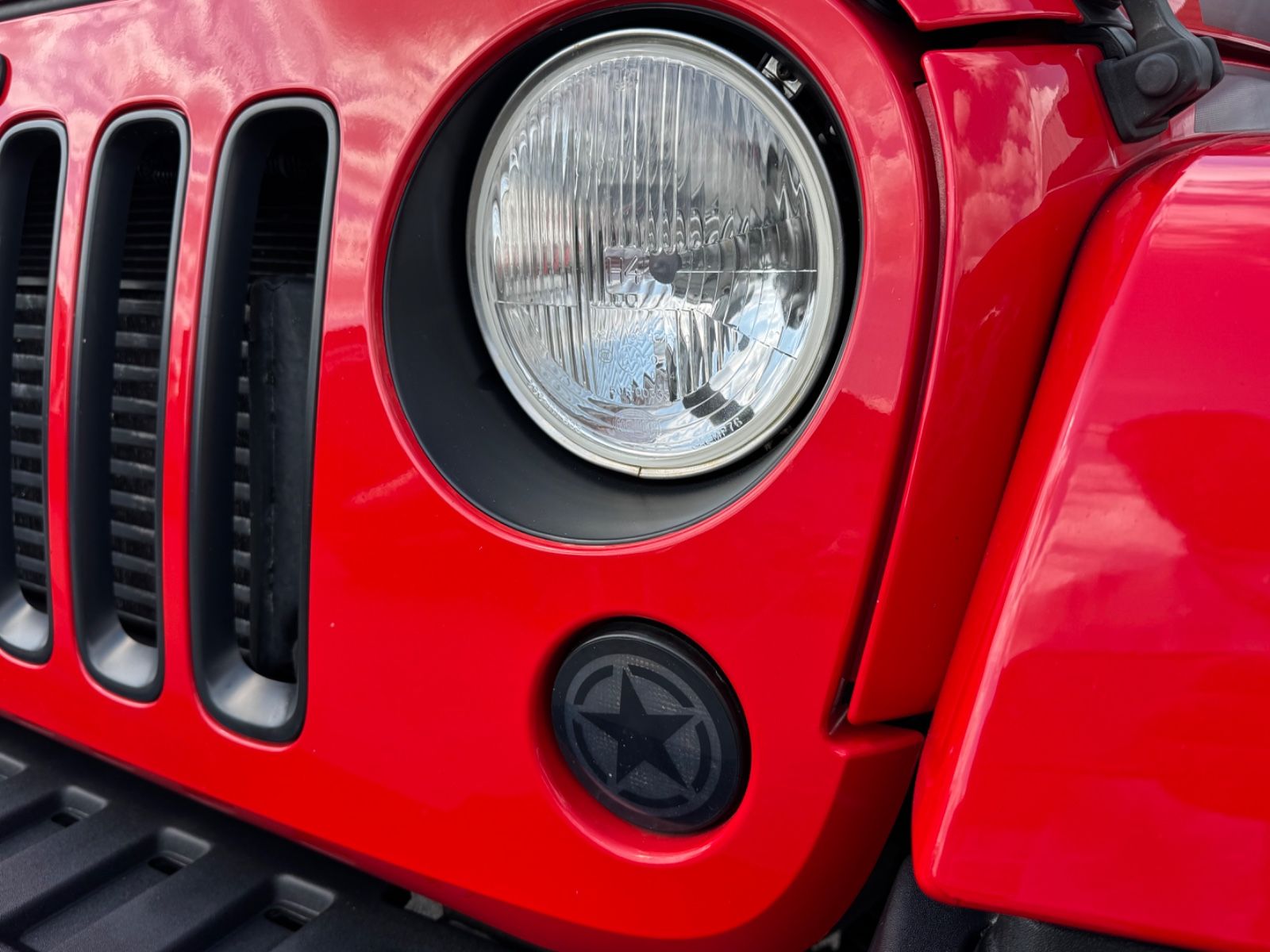 Fahrzeugabbildung Jeep Wrangler Unlimited Night Eagle/SOFT-Top/Daystar/