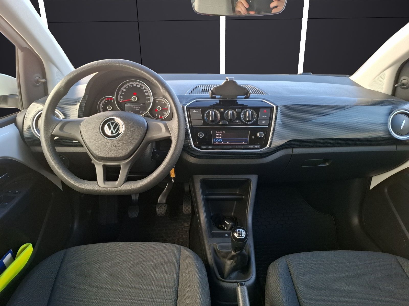 Fahrzeugabbildung Volkswagen up! 1.0 Klima DAB GRA RFK SH