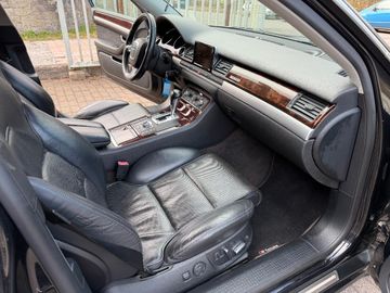Audi A8 - 9