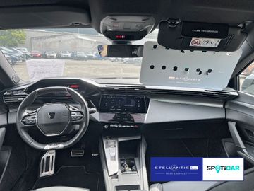 Peugeot 408 - 8